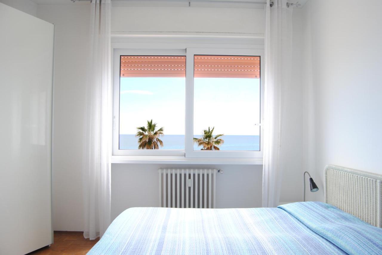 Gaiavacanze Beach Apartment Bordighera Exteriör bild